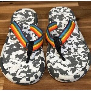 REI Recycled Flip Flops Pride Edition Rainbow Size 4 Kids Youth White/Grey